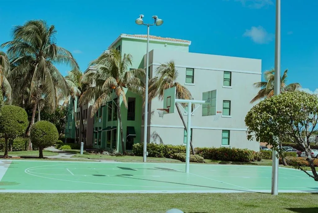 Aquatika Paraiso Tropical Loiza 公寓