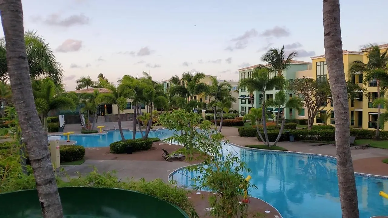 Aquatika Paraiso Tropical Loiza 公寓